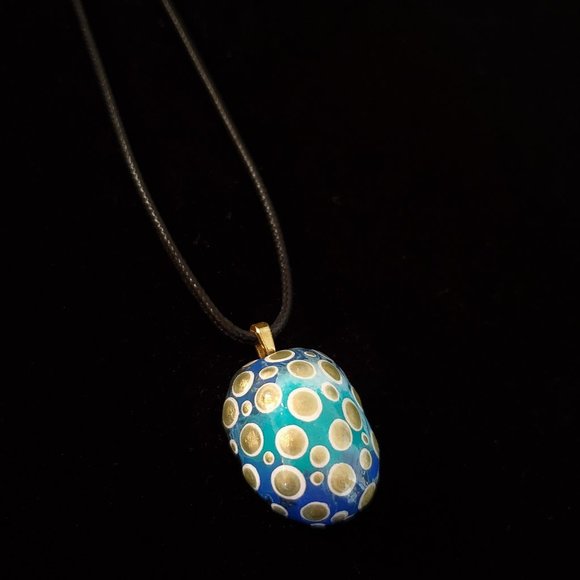 Handpainted Dot Art Pendant - Picture 6 of 10